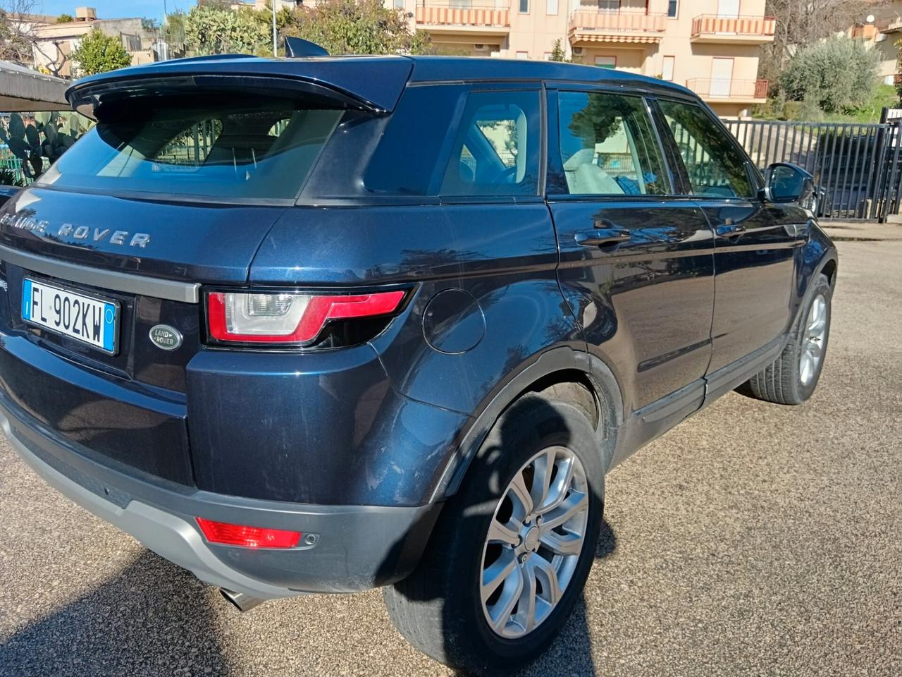 Land Rover Range Evoque 2.0 eD4 5p. Business Edition Premium SE