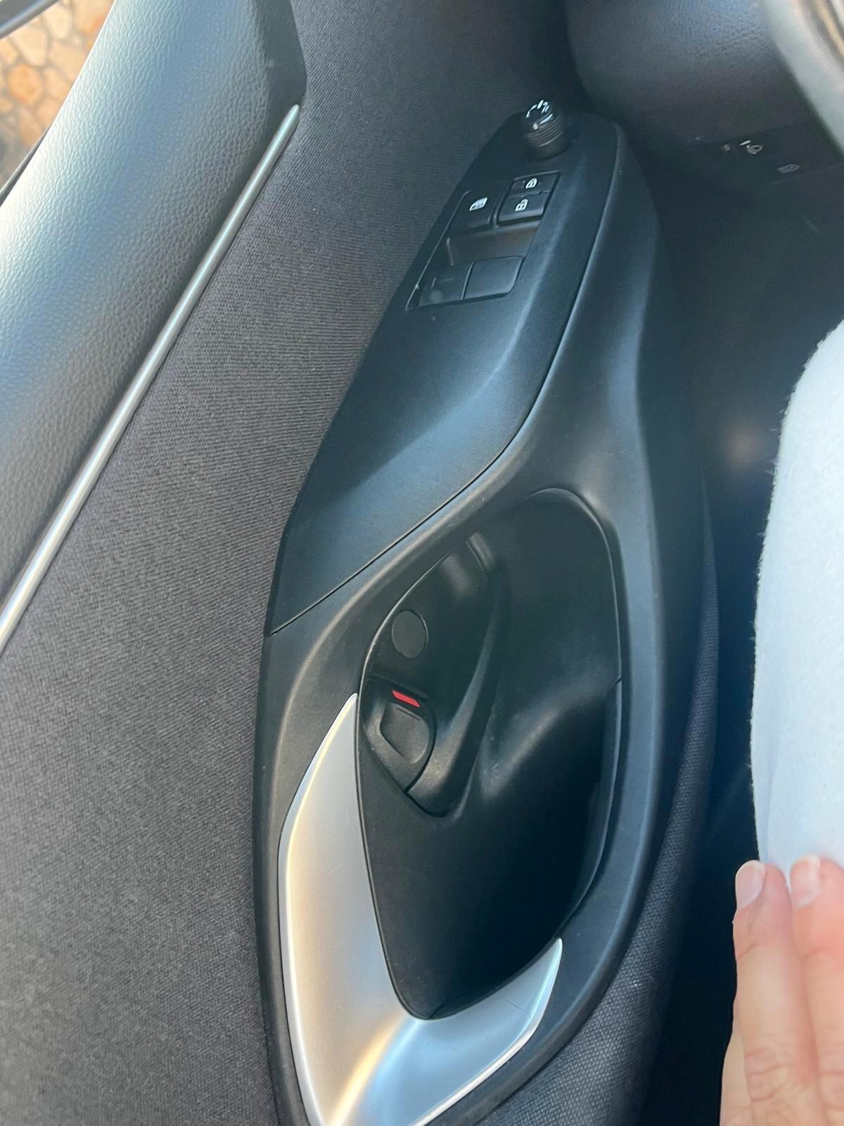 Toyota Yaris 1.5 Hybrid 5 porte Active