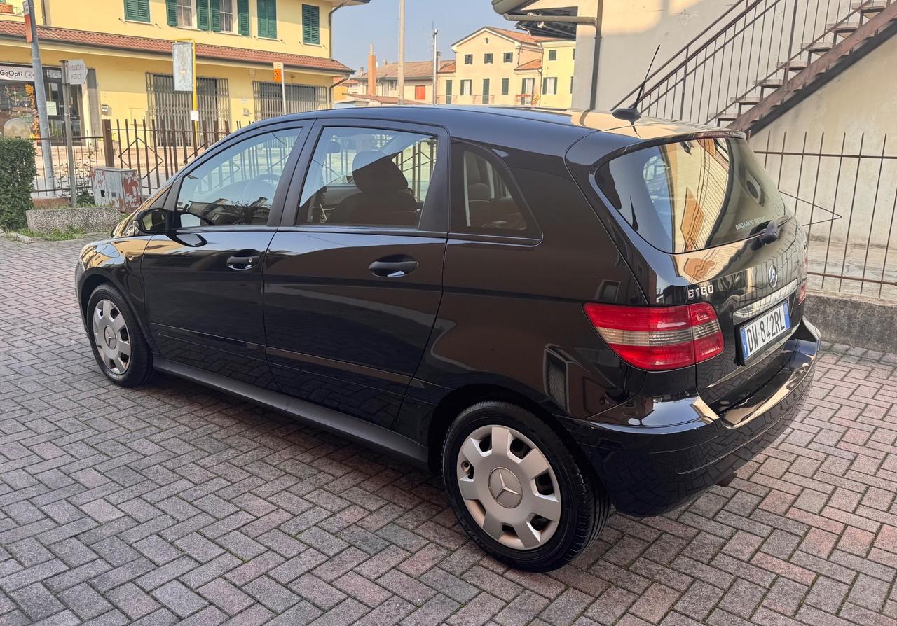 Mercedes-benz B 180 CDI Ok Neopatentati