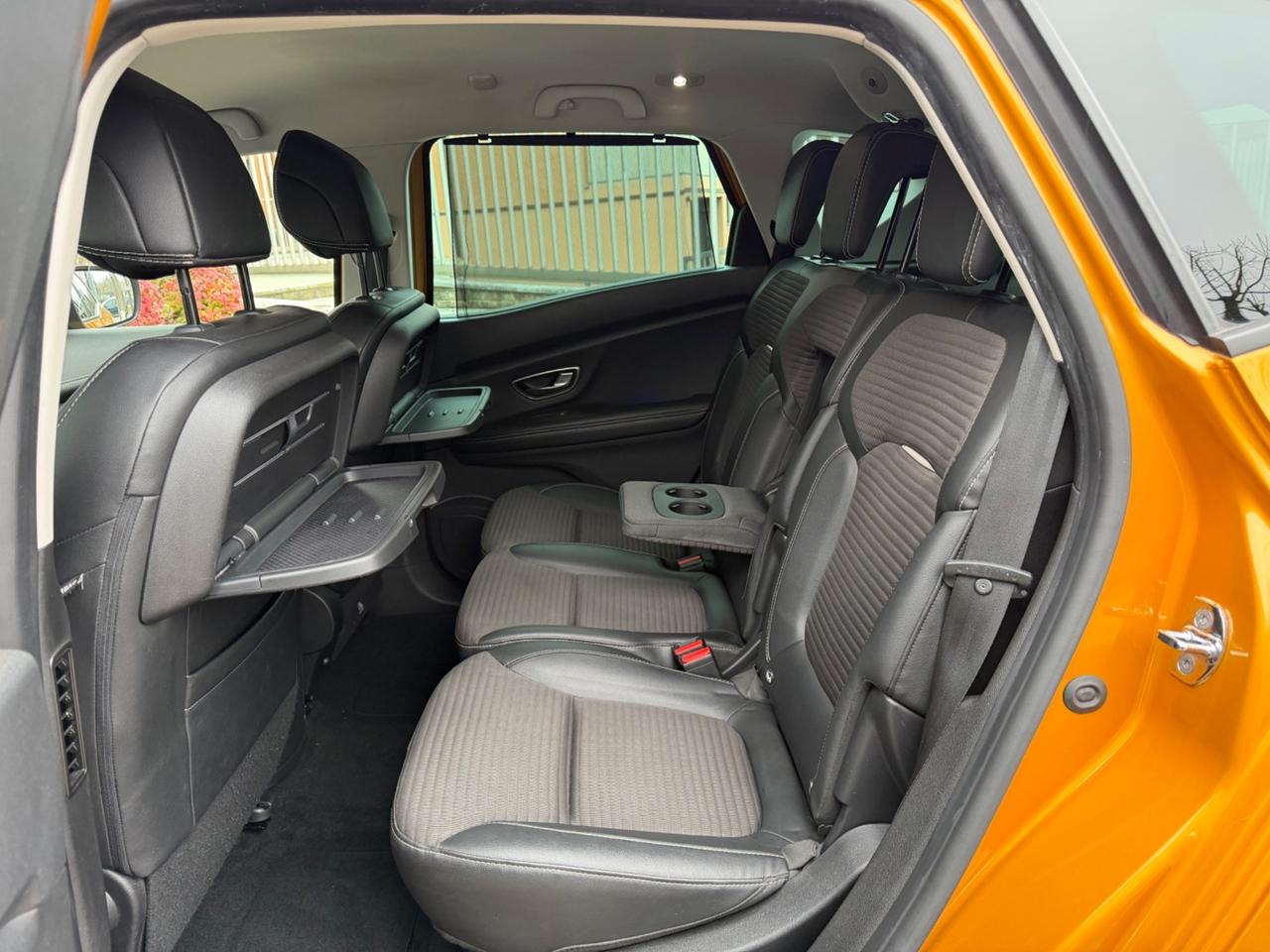 Renault Scenic Scénic dCi 8V 110 CV EDC Energy Intens