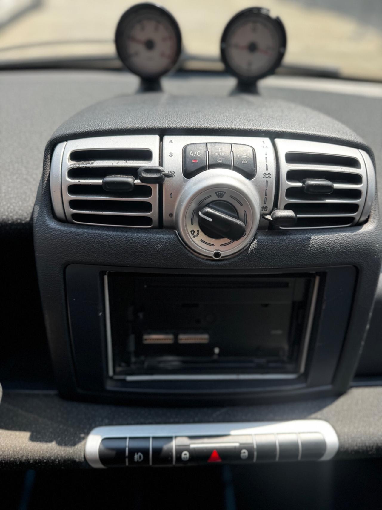 Smart ForTwo 800 40 kW coupé passion cdi 2010