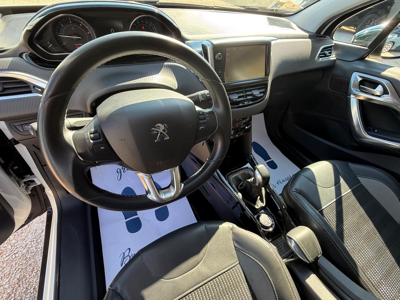 Peugeot 2008 1.6 e-HDi 92 CV Stop&Start Urban Cross