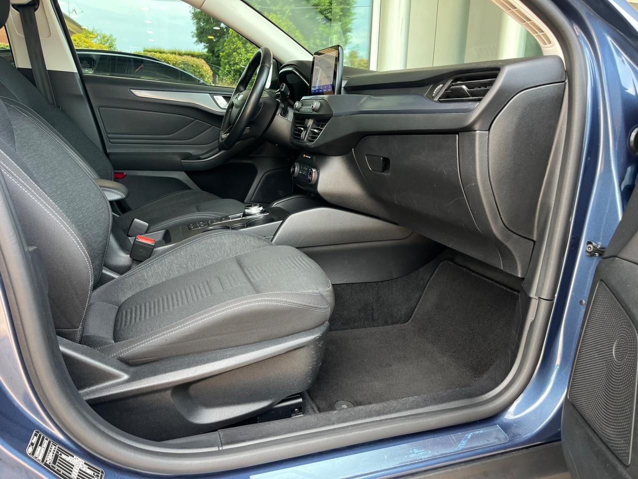 Ford Focus SW 1.5 ecoblue ST-Line 2020 !!