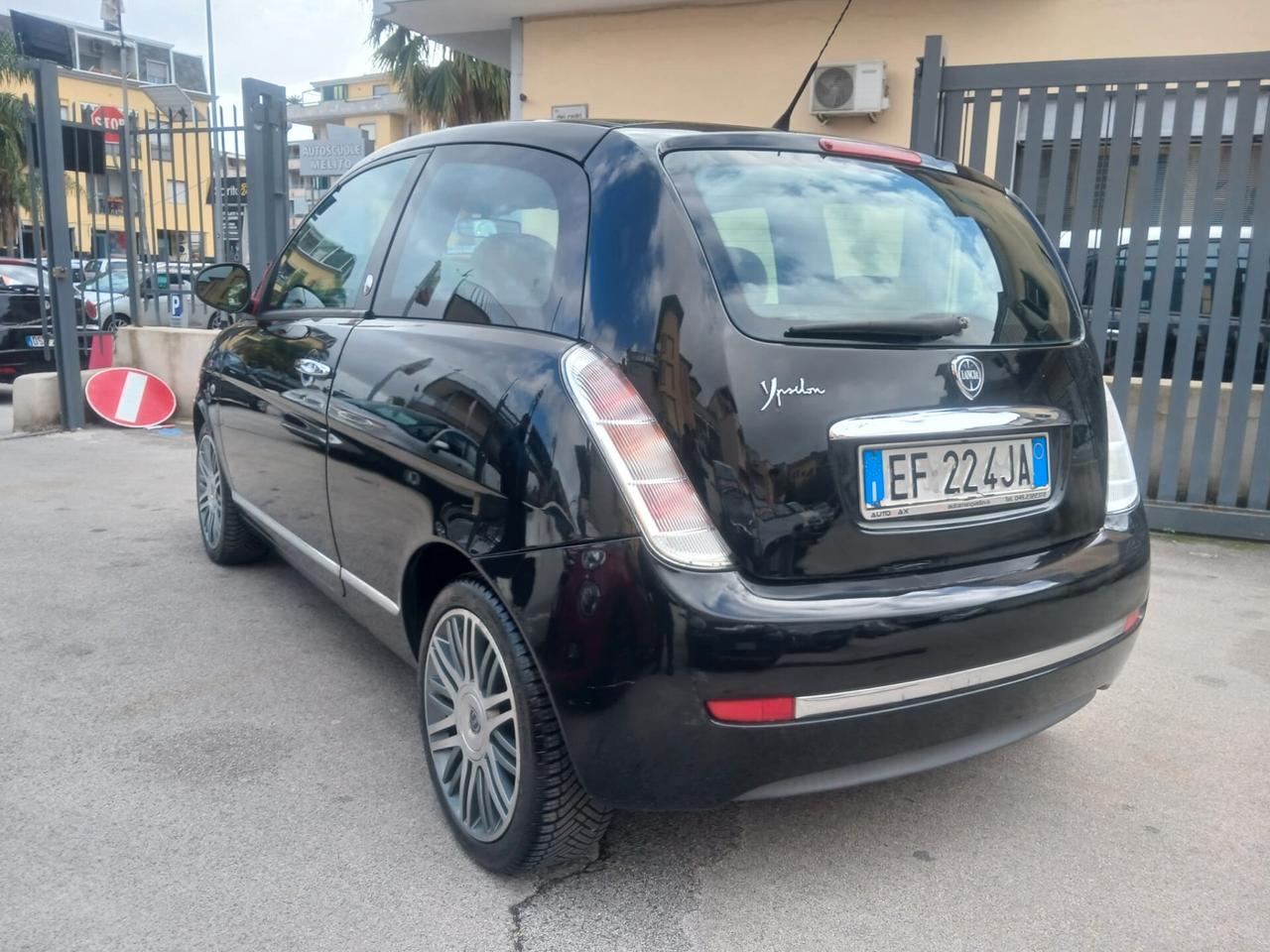 Lancia Ypsilon 1,4 GPL ECOCHIC Provenienza Nord Italia