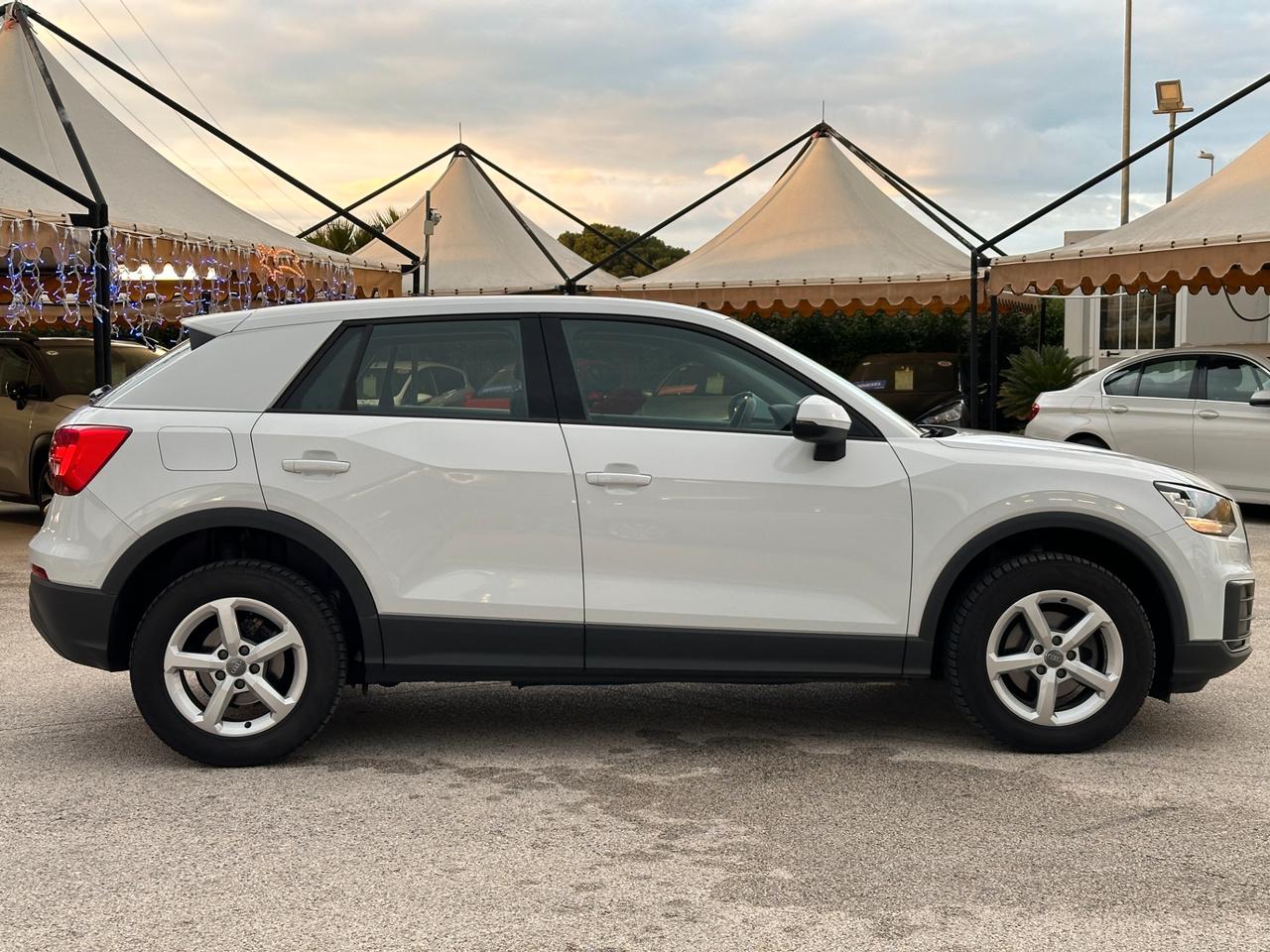 AUDI Q2 my19 30 TDI 116 CV