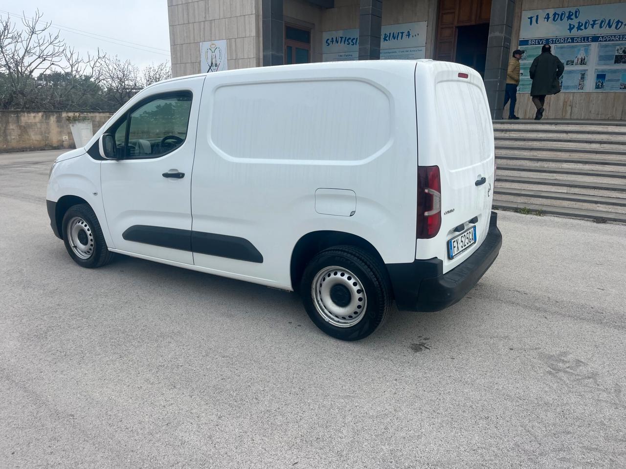 Opel COMBO 1.6 DIESEL KW 75,CV 102 3 POSTI