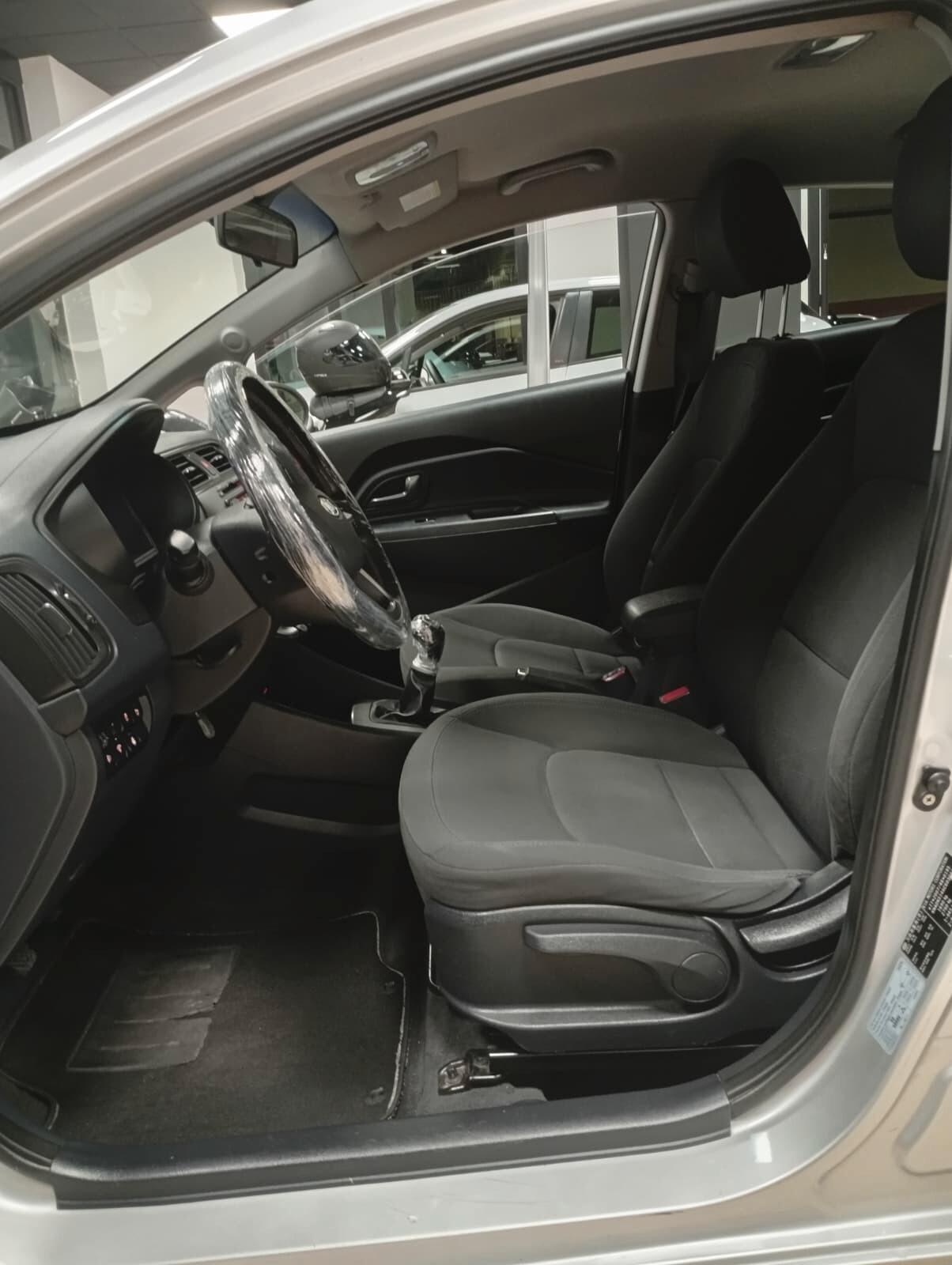 Kia Rio 1.4 CRDi 5p. Cool