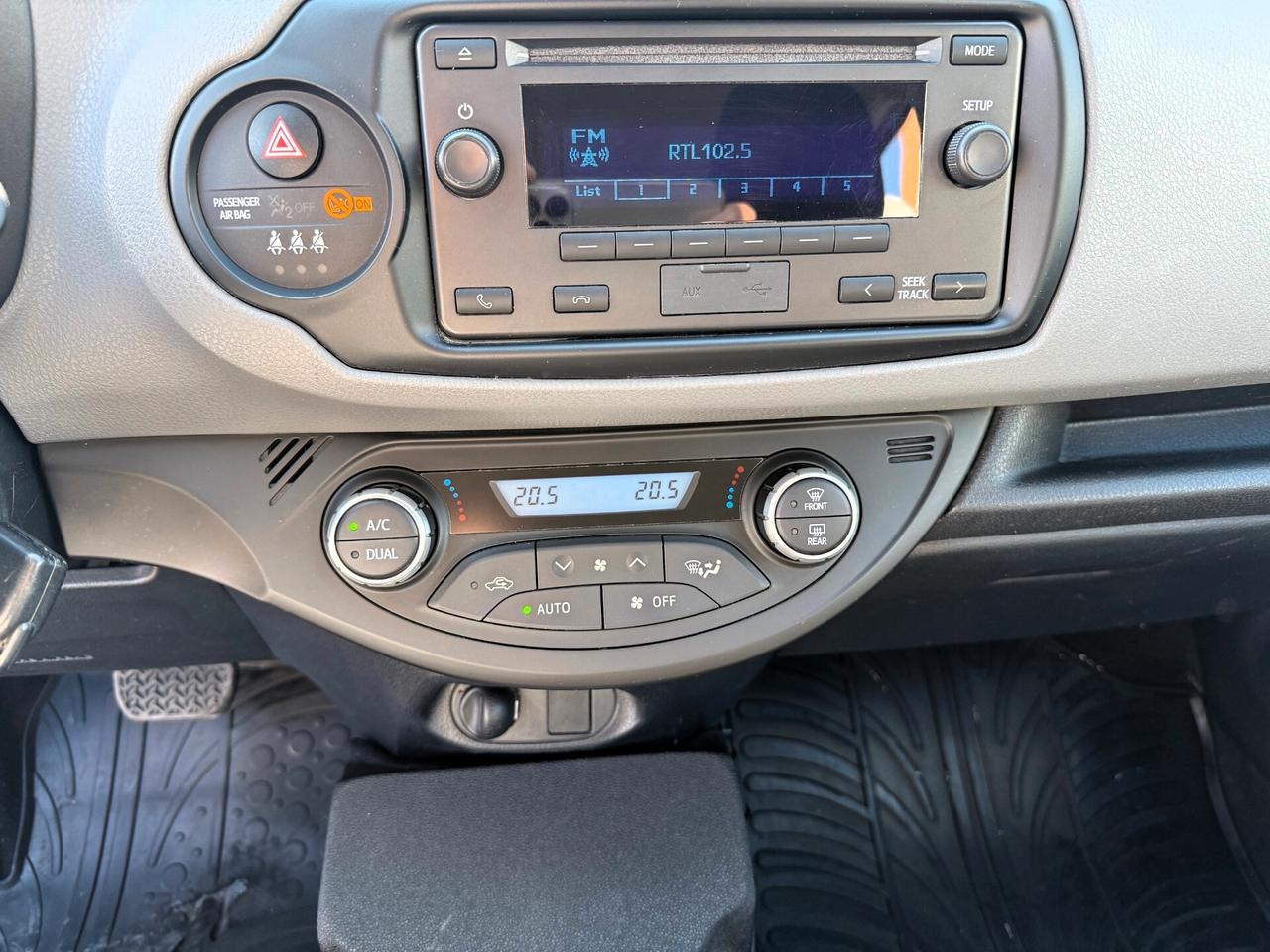 Toyota Yaris 1.5 Hybrid 5 porte Active
