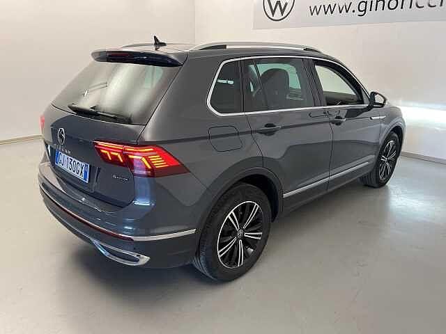 Volkswagen Tiguan 2ª serie 2.0 TSI DSG 4MOTION Elegance