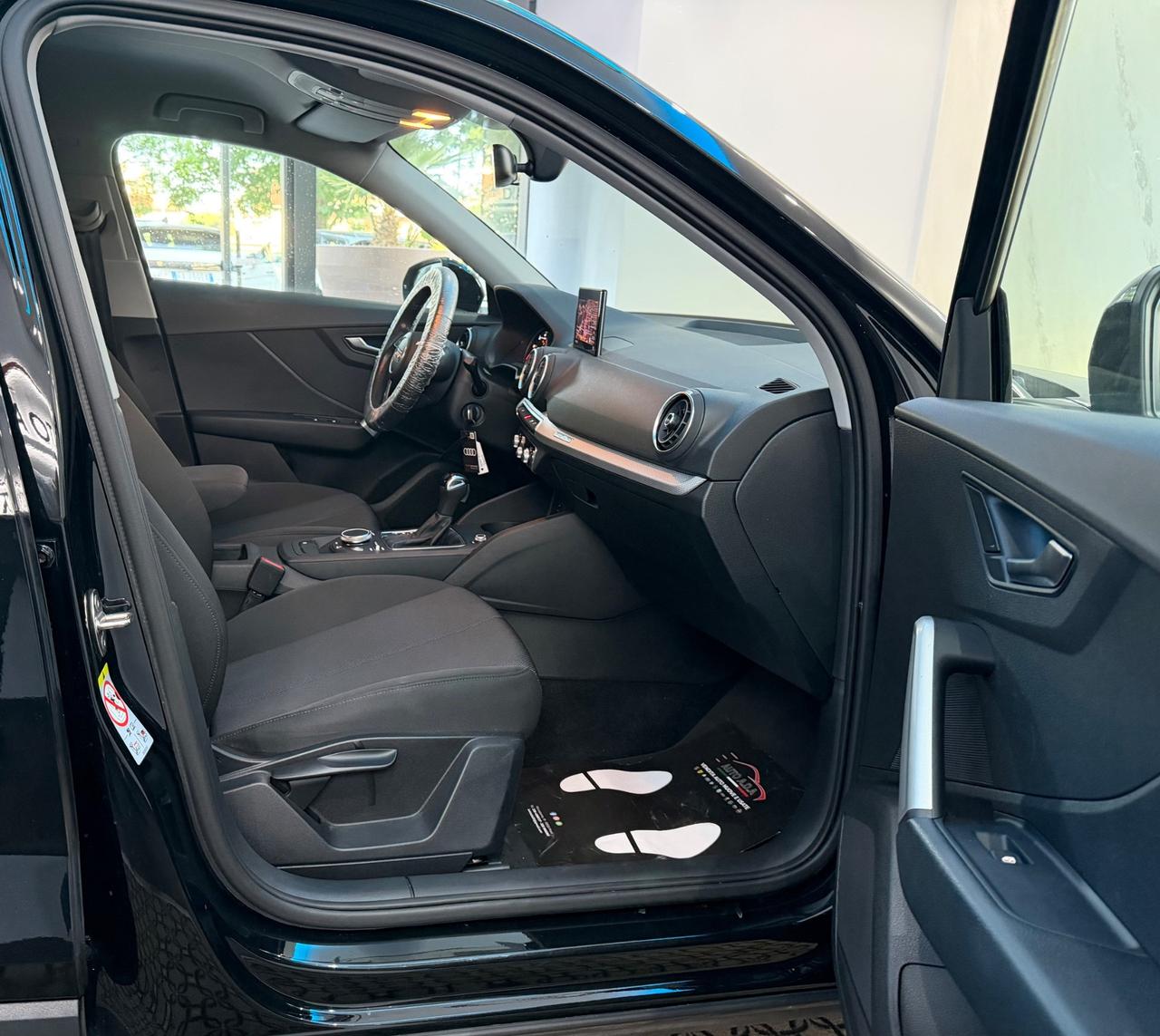 Audi Q2 35 TDI quattro S tronic Business Plus