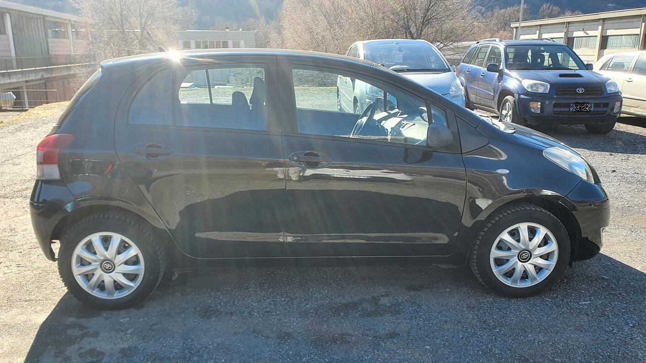 Toyota Yaris 1.0 NEOPATENTATI