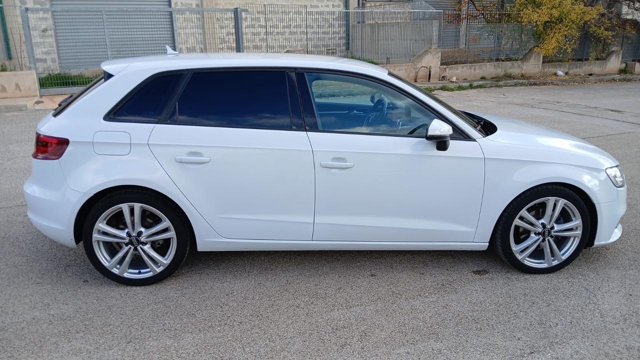 Audi A3 2.0 TDI 150 CV clean diesel quattro Ambition