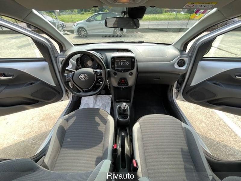 Toyota Aygo Connect 1.0 VVT-i 72 CV 5 porte x-play