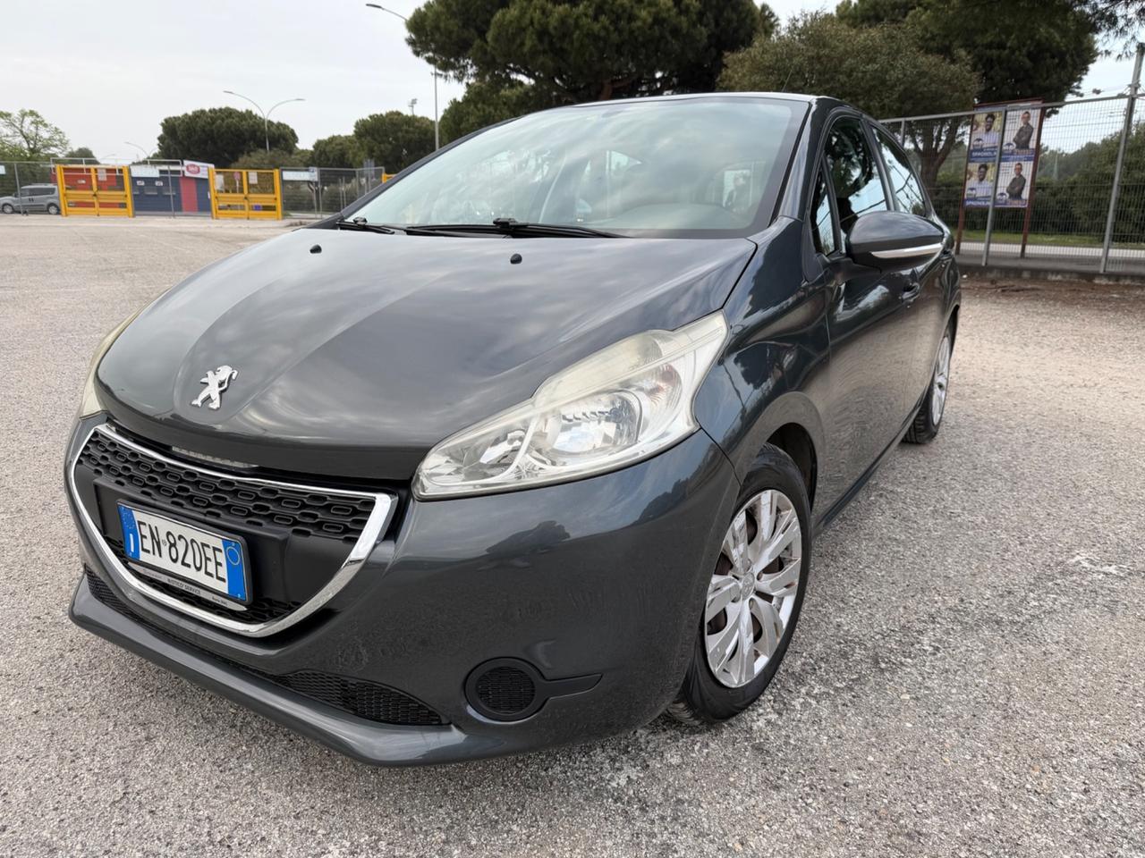 Peugeot 208 1.4 HDi 68 CV 5 porte Active