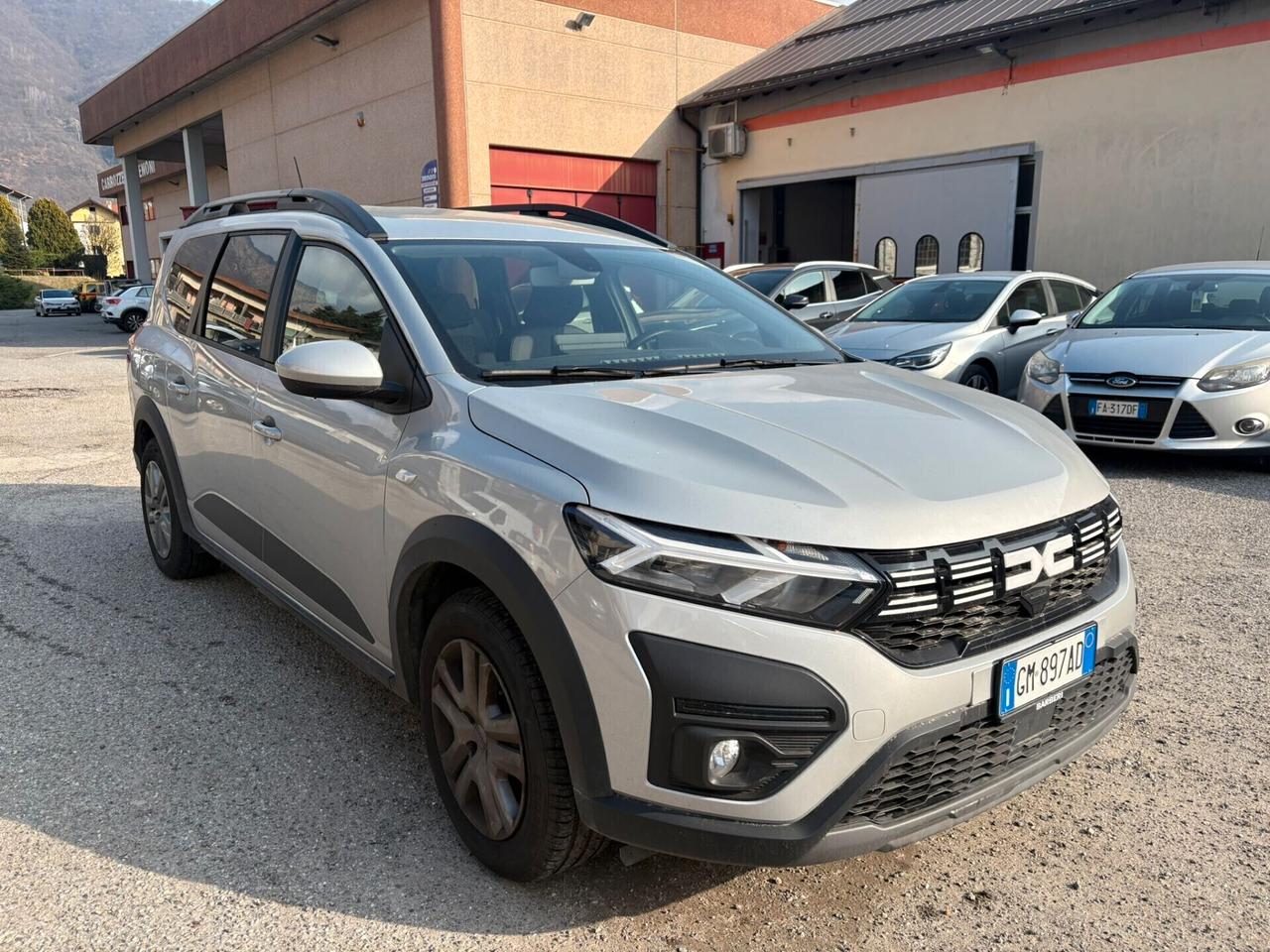 Dacia Jogger 1.0 TCe GPL 100 CV 5 posti Essential 7 posti