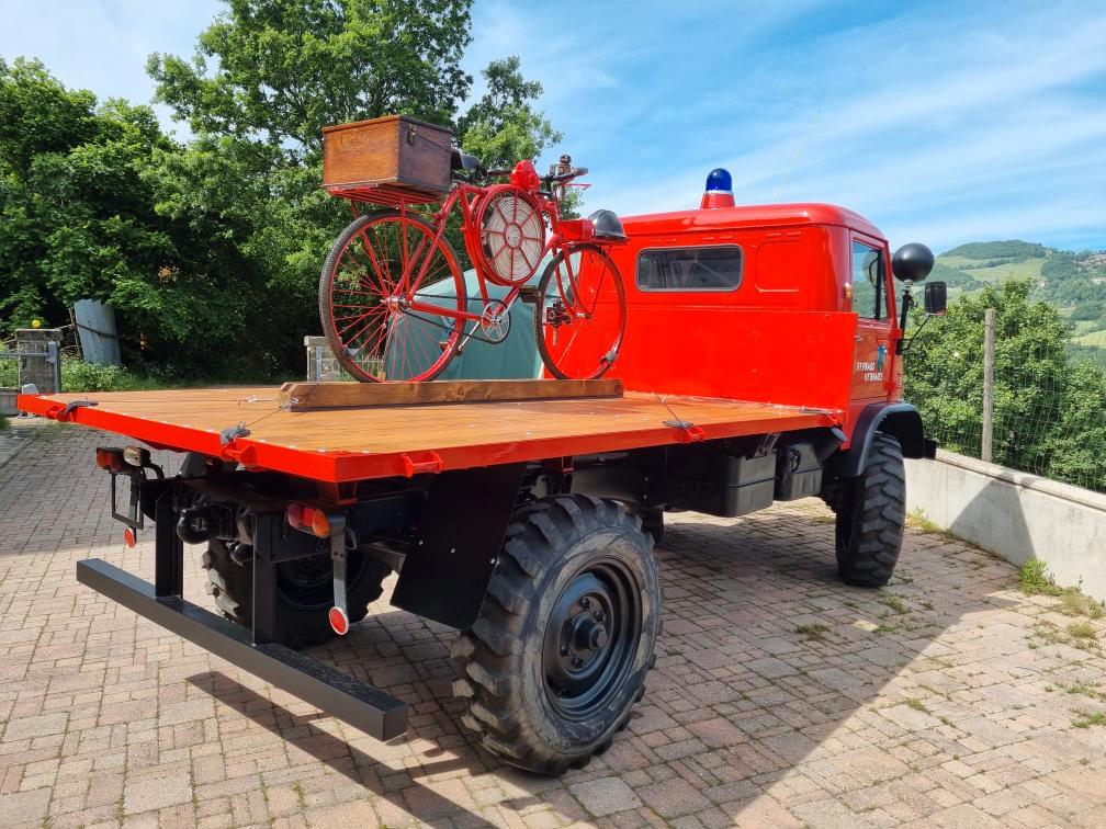 Mercedes Unimog 404 1.U82 404 Unimog 2.2 6 cil. 4x4 Mezzo da lavoro ASI/CRS