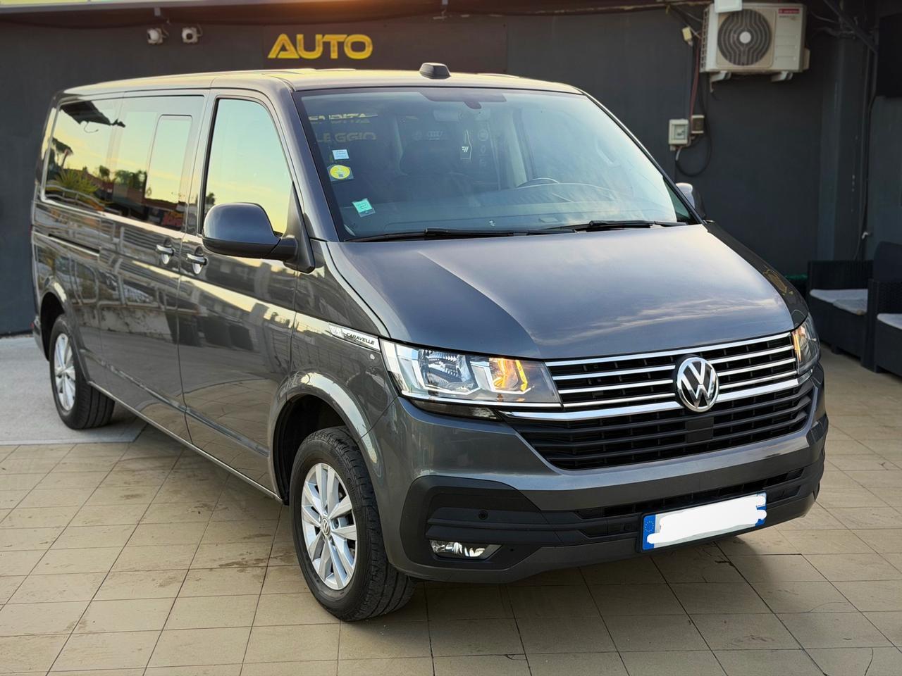 Volkswagen Caravelle 2.0 TDI 150CV DSG PL Comfortline