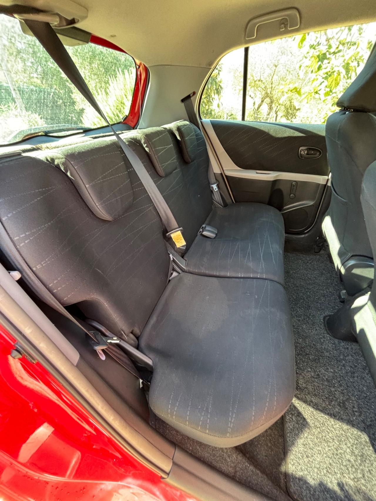 Toyota Yaris 1.0 5 porte Sol