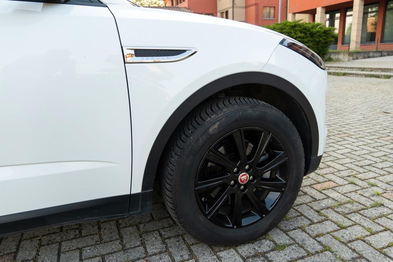 JAGUAR E-PACE 2.0d 150CV AUTOMATICA 2020 - GANCIO TRAINO - TAGLIANDI CERTIFICATI