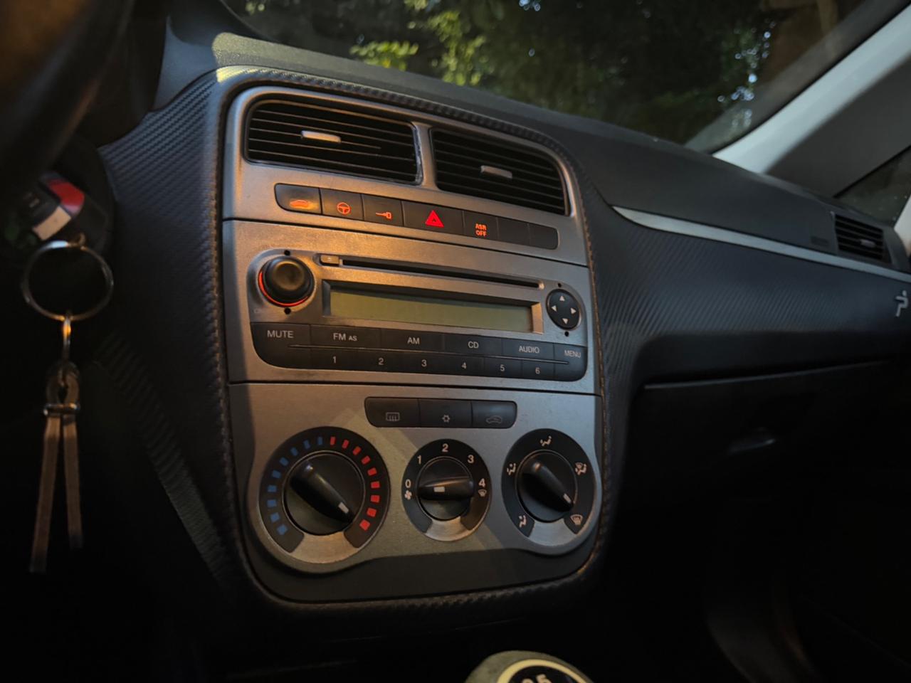 Fiat Grande Punto 1.4 GPL Di Serie 12 Mesi di garanzia