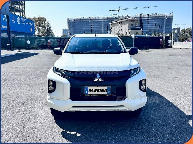 Mitsubishi L200 2.3 D Double Cab 4x4 Connect 150CV