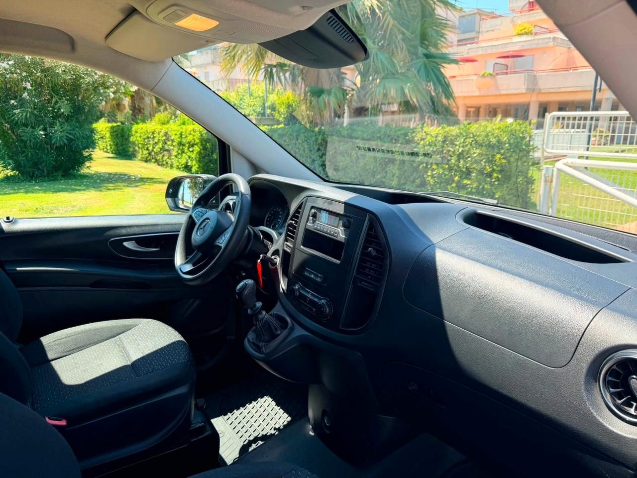 MERCEDES Vito 110 cdi compact fwd my20