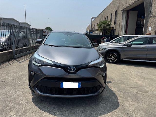 TOYOTA C-HR 1.8 Hybrid E-CVT Business