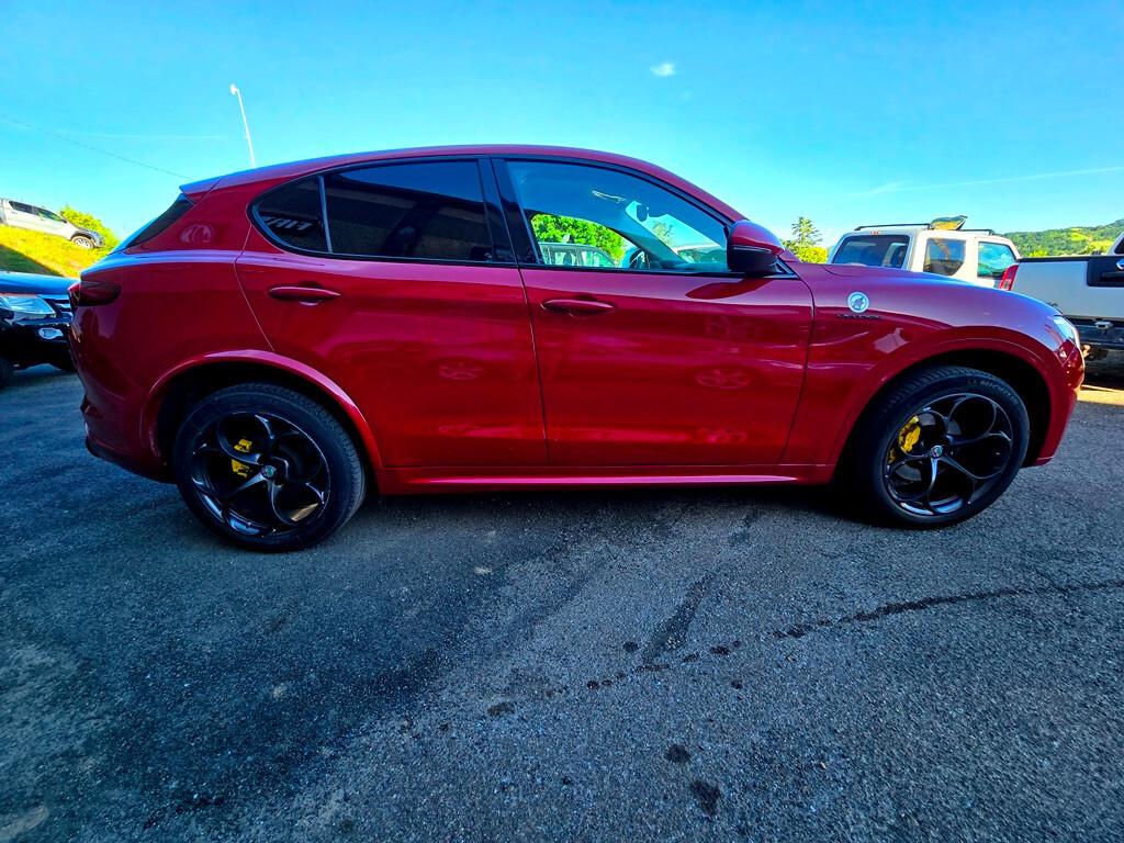 Alfa Romeo Stelvio 2.0 Turbo 280 CV Q4 VELOCE