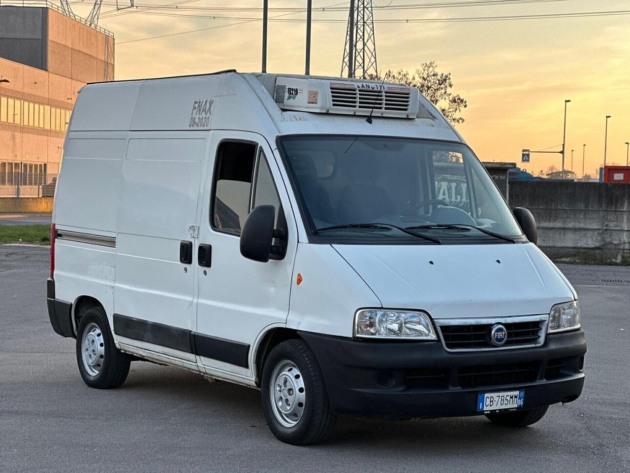 Fiat Ducato Frigo Trasporto Carne con ganciere