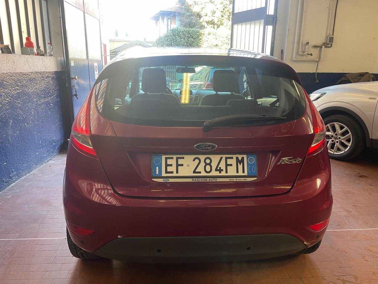 Ford Fiesta 1.4 5 porte Bz.- GPL Titanium