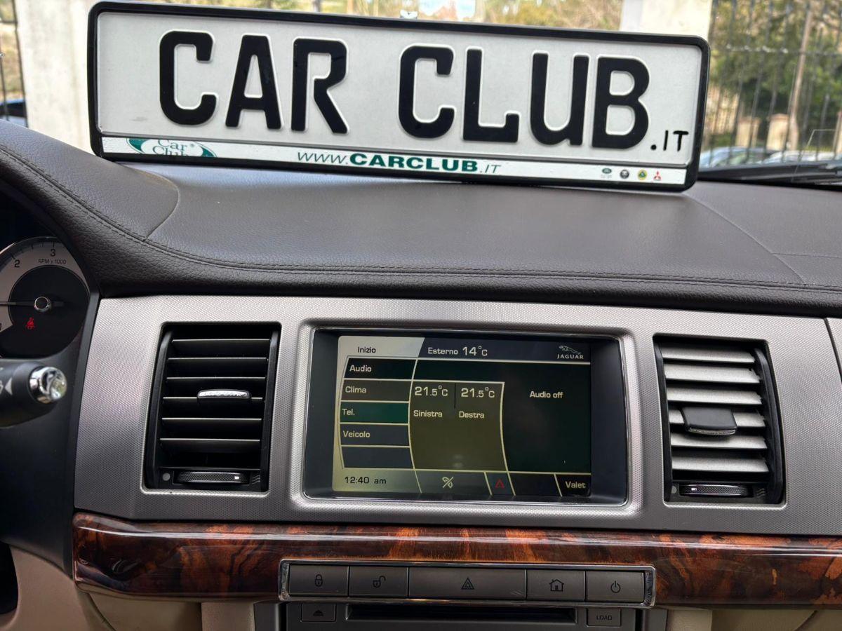 Jaguar XF 3.0 D 241cv V6 Luxury