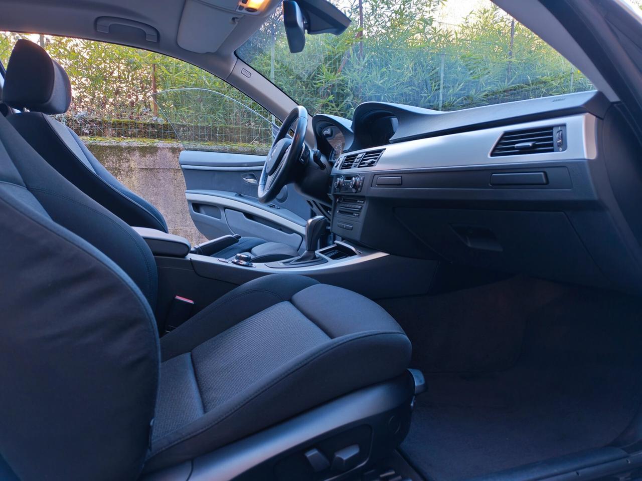 BMW 325 xDrive 3.0 BENZINA 218cv Coupè / Unipro