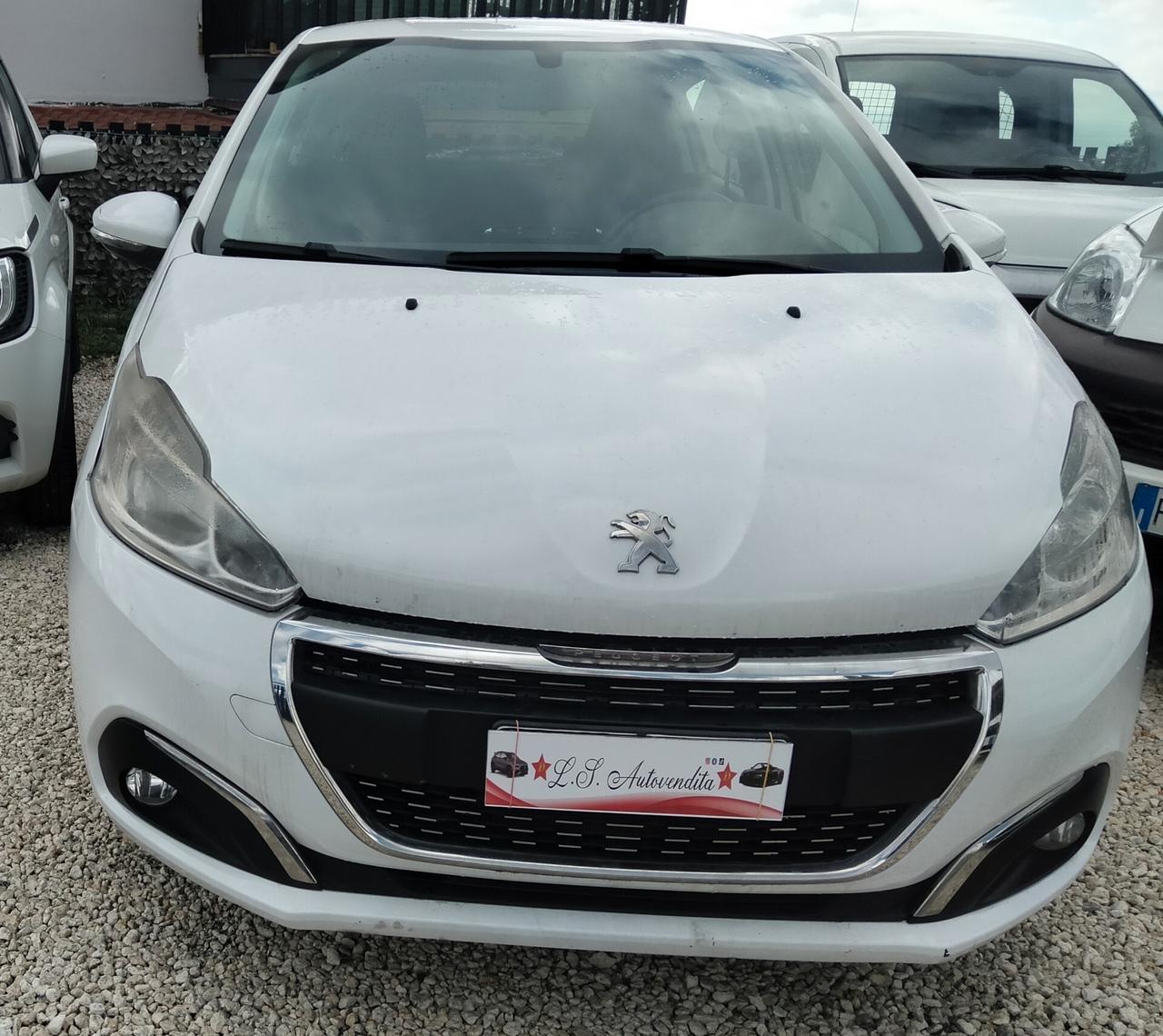 Peugeot 208 BlueHDi 75 5 porte Allure