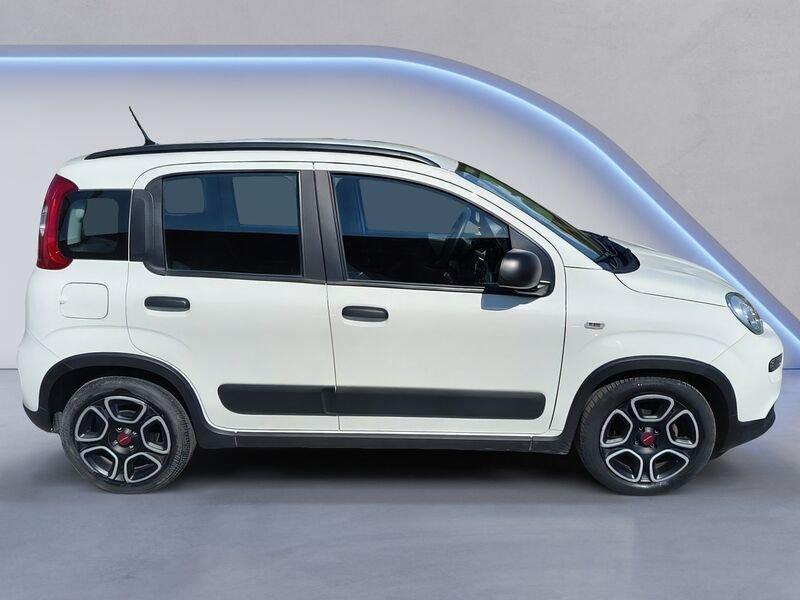 FIAT Panda 1.0 FireFly 70 CV Hybrid NEOPATENTATI
