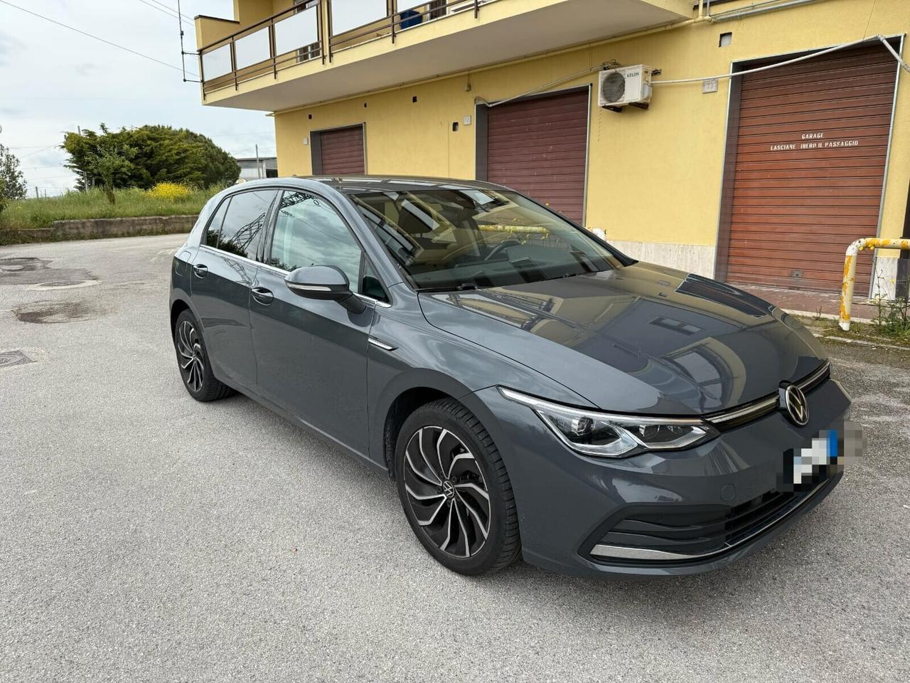 Volkswagen Golf 1.5 eTSI 130 CV EVO ACT DSG Life