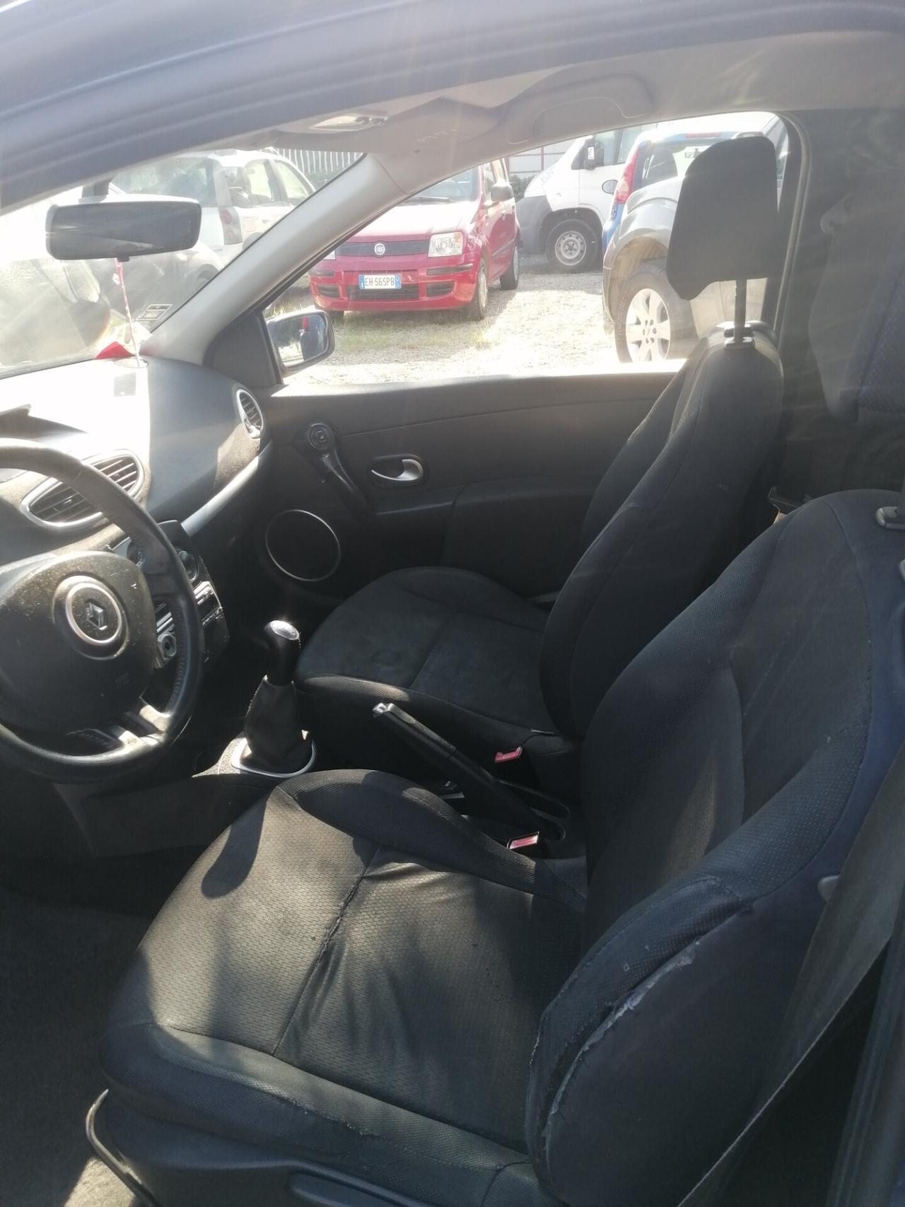 Renault Clio Storia 1.2 16V 3 porte Dynamique