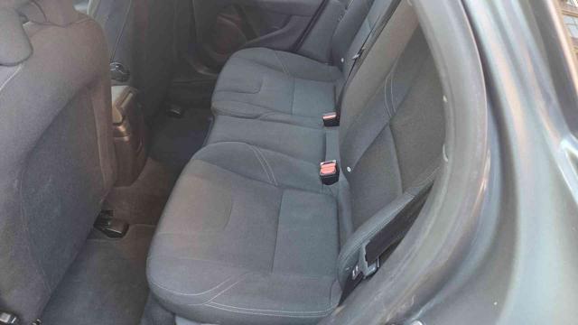 VOLVO V40 D2 1.6 Momentum