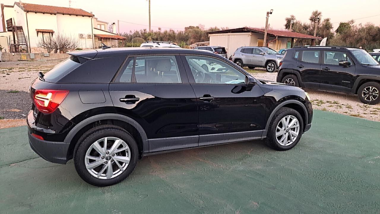 Audi Q2 2.0 TDI quattro S tronic Business