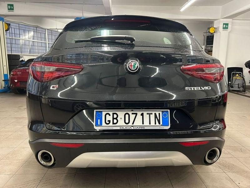 Alfa Romeo Stelvio 2.2 Turbodiesel 190 CV AT8 Q4 Super