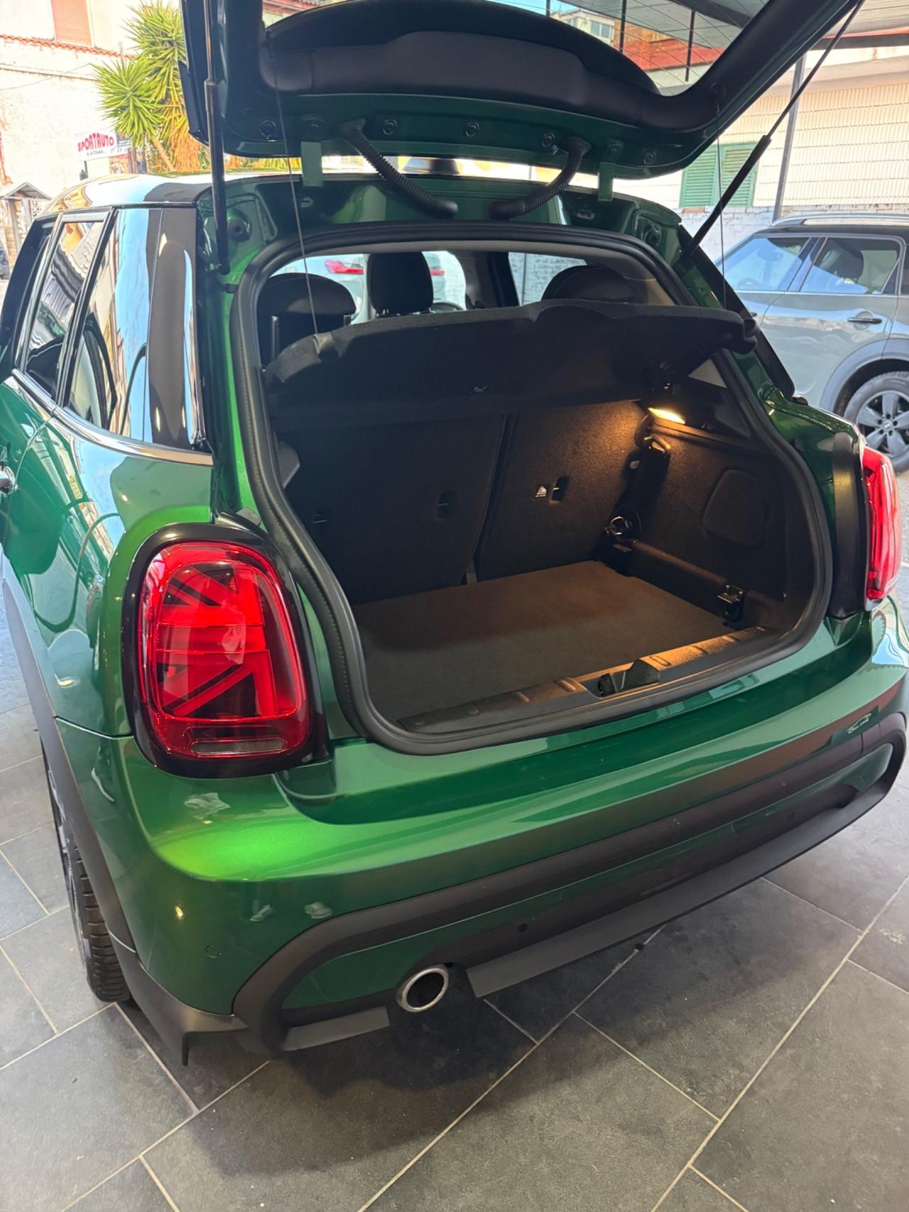 Mini 1.5 Cooper Essential 5 porte