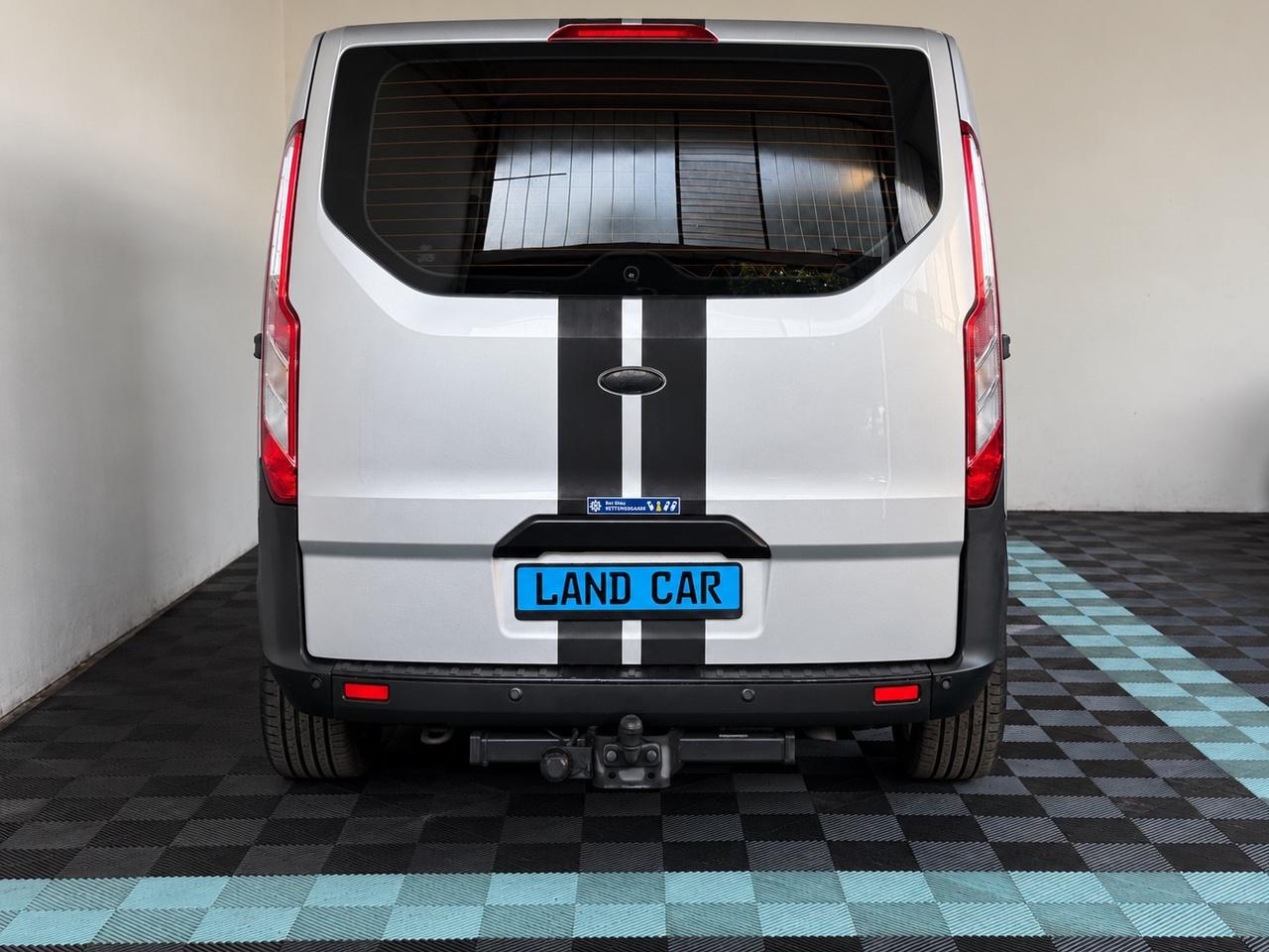 Ford Tourneo Custom 2.0 Tdci 310 L1 8 POSTI