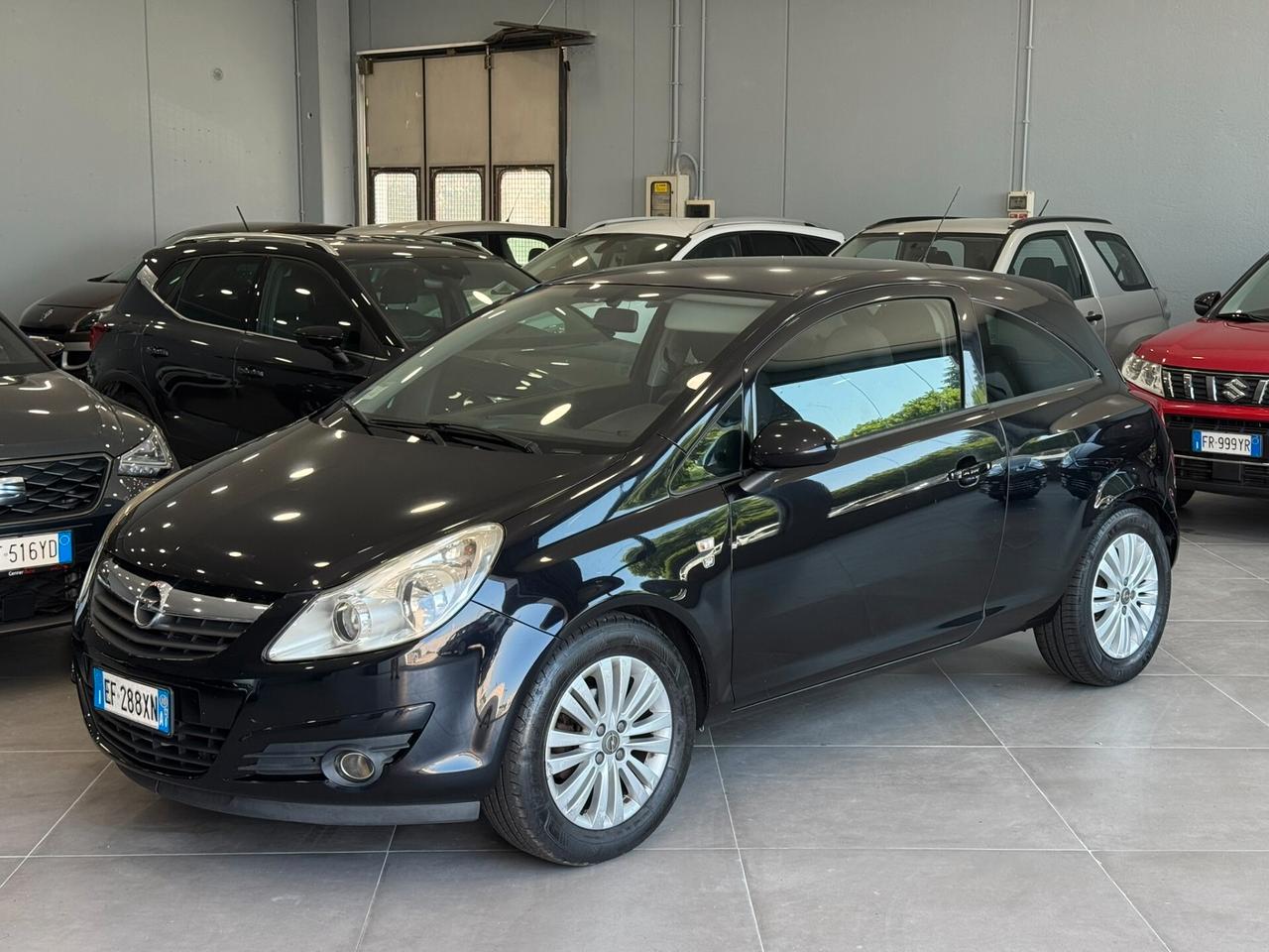 Opel Corsa 1.2 3 porte Edition