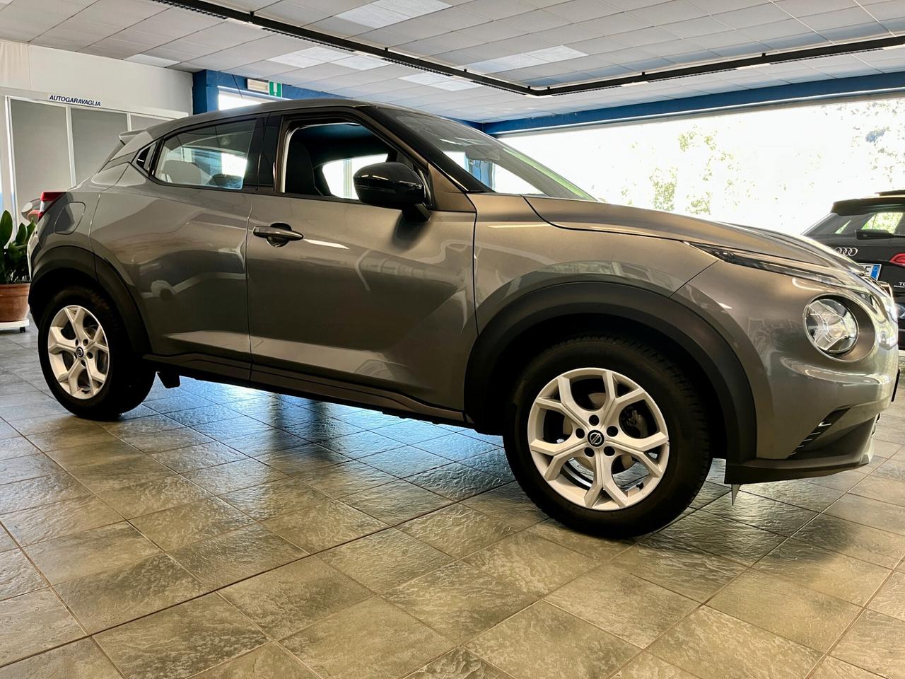 Nissan Juke 1.0 DIG-T 114 CV CAMBIO AUTOMATICO Business
