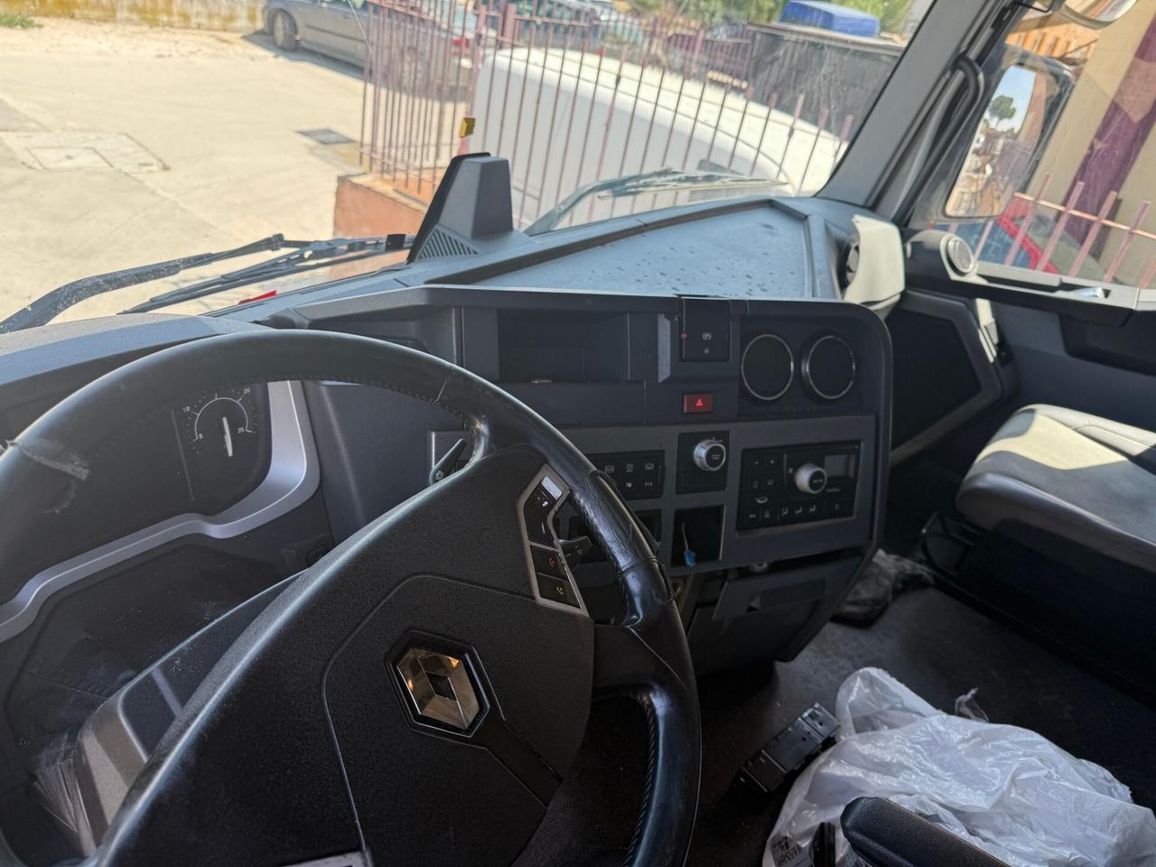 Renault