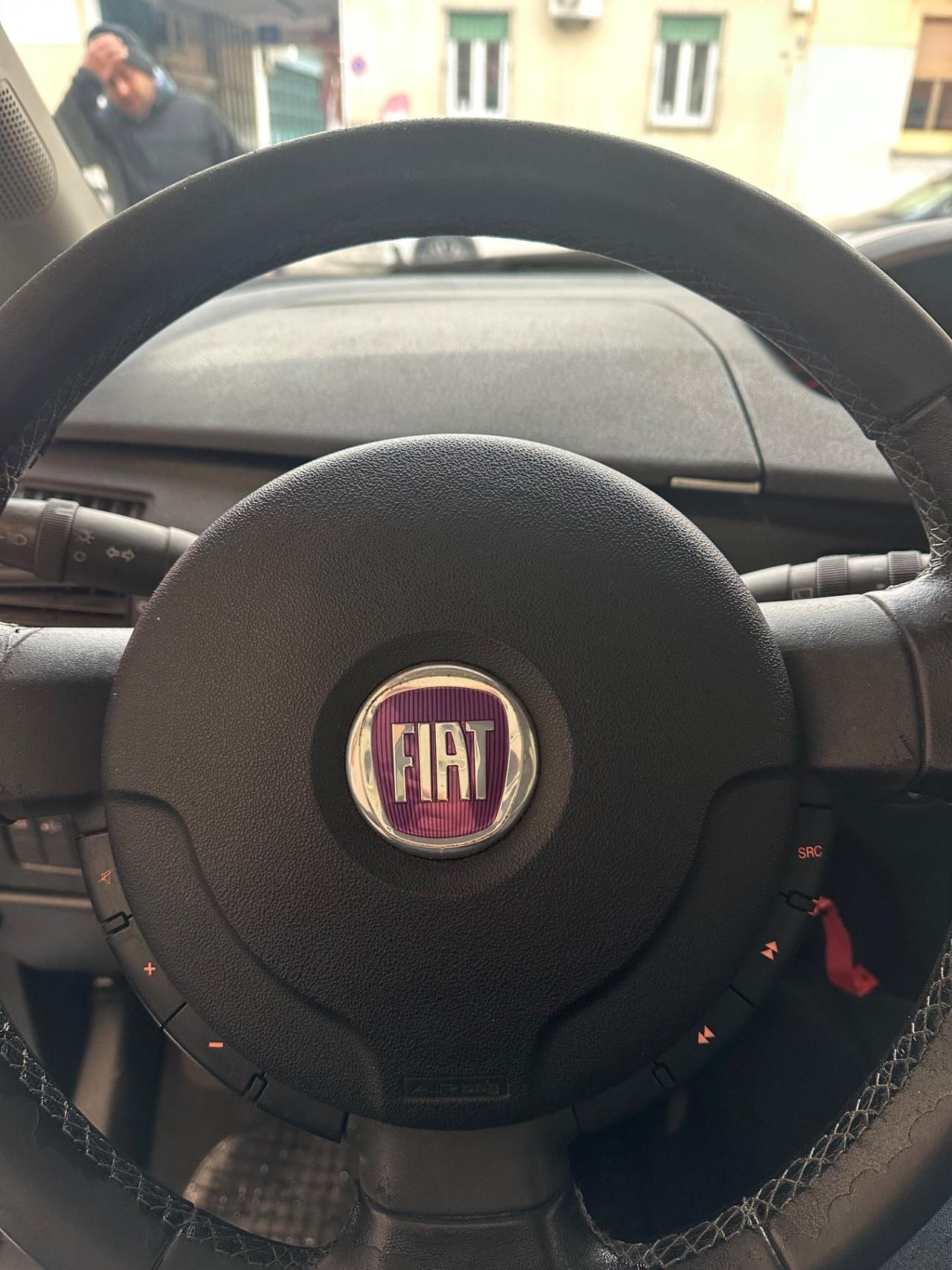 Fiat Idea 1.4 16V automatica gpl