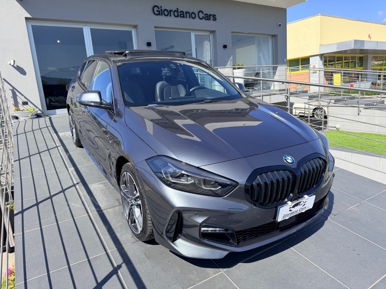 Bmw 118d 5p. Msport 150cv tetto apribile uni pro