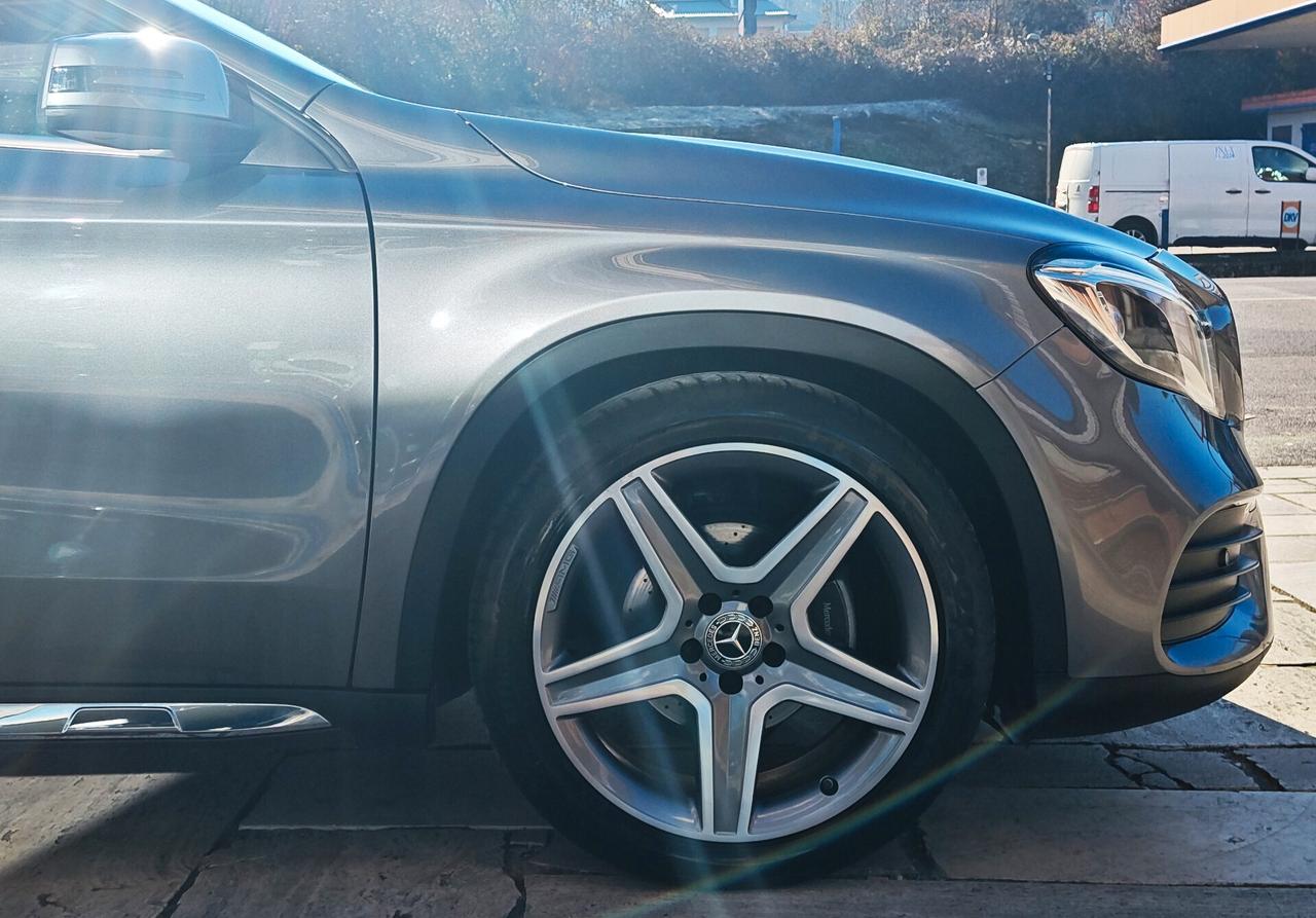 MERCEDES GLA 200D AUTOM. PREM. AMG LINE 2.0 136 CV