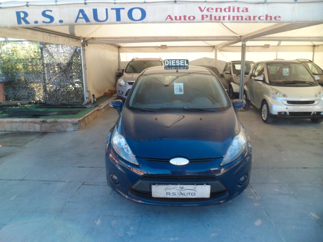 FORD Fiesta 1.4 tdci 68cv neopatentati 5p 10