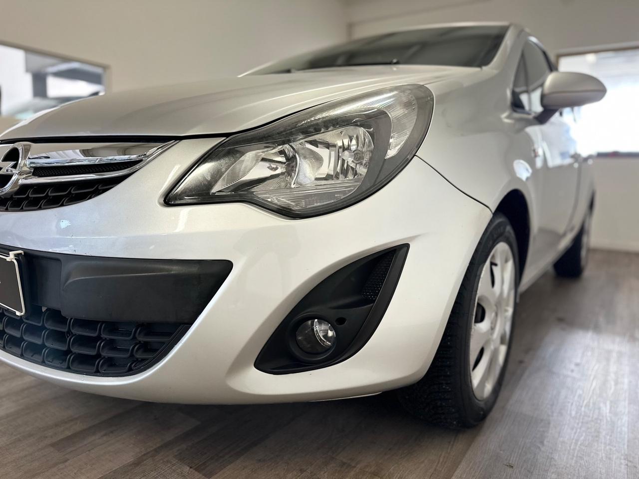 Opel Corsa 1.2 85CV 5 porte GPL-TECH Edition