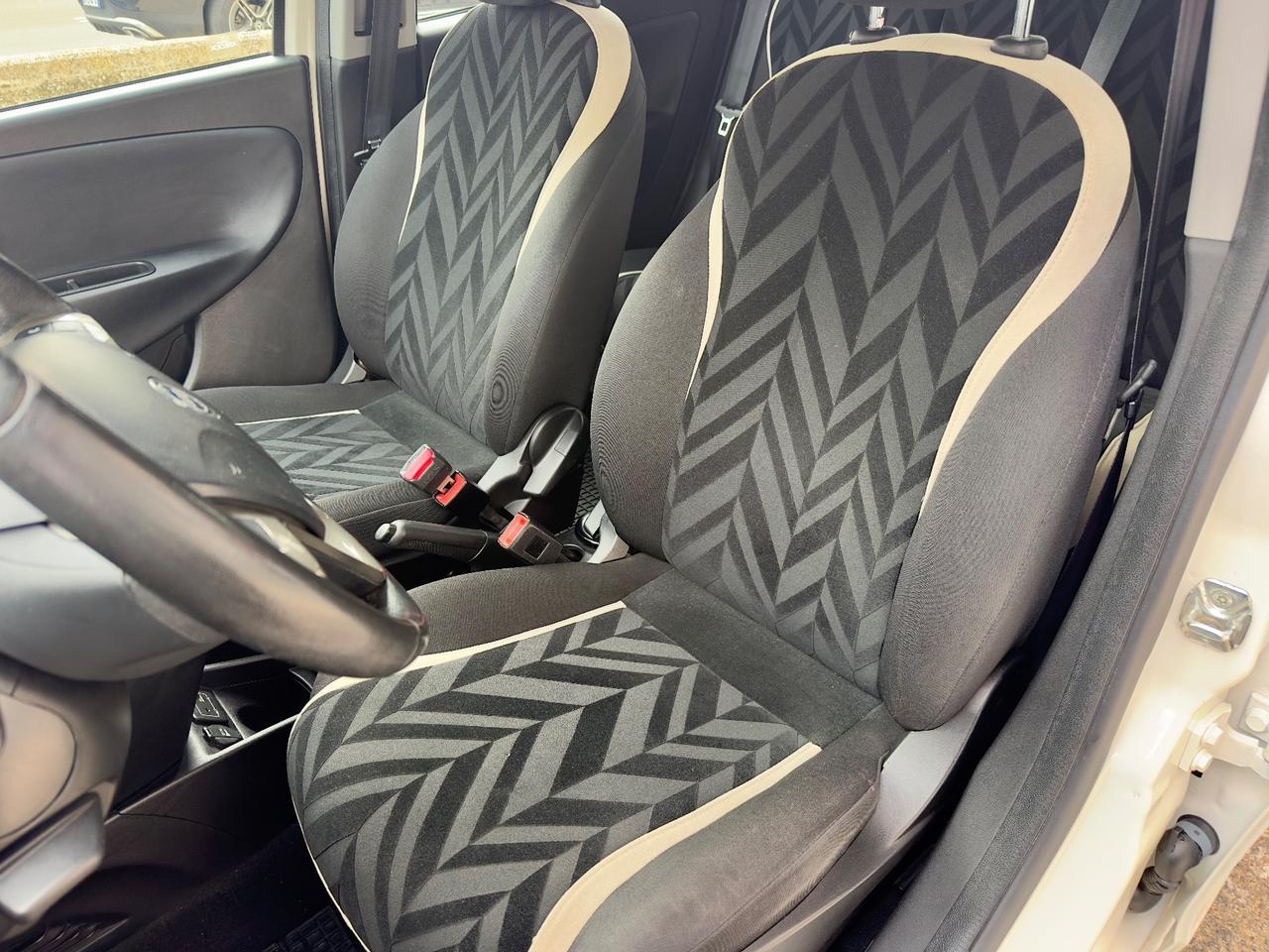 Lancia Ypsilon 1.3 MJT 16V 95 CV 5 porte S&S Gold